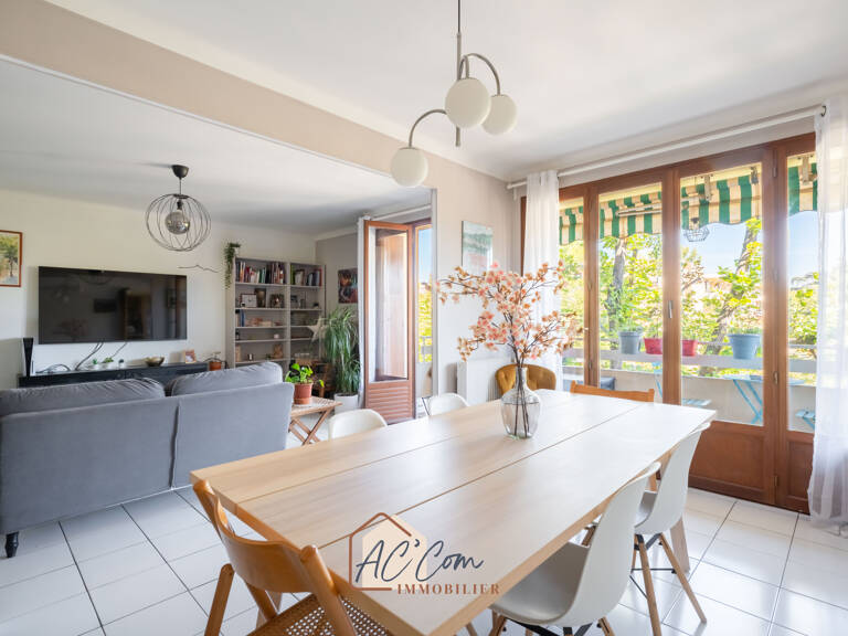 SAINT-JULIEN   APPARTEMENT T3/4 76,82 m2   BALCON   MARSEILL — photo 1