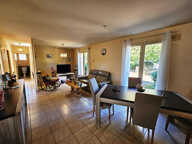 Maison de plain-pied 3 chambres avec garage et jardin   IZON — photo 4