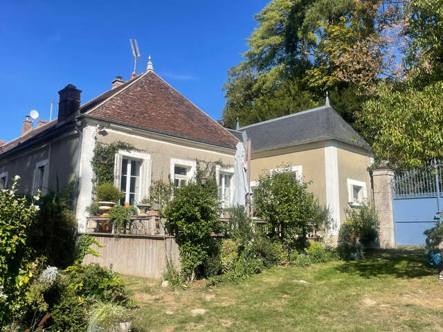 Perche en Nocé, maison de village rénovée avec dépendances s — photo du bien
