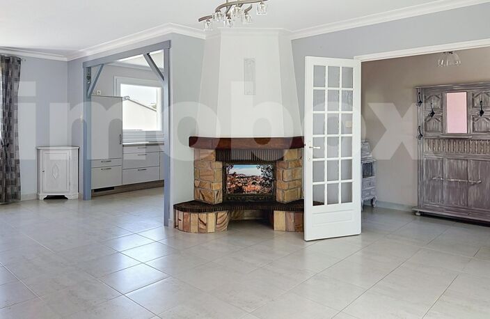 MAISON FAMILIALE AVEC POTENTIEL D'AMENAGEMENT — photo 5
