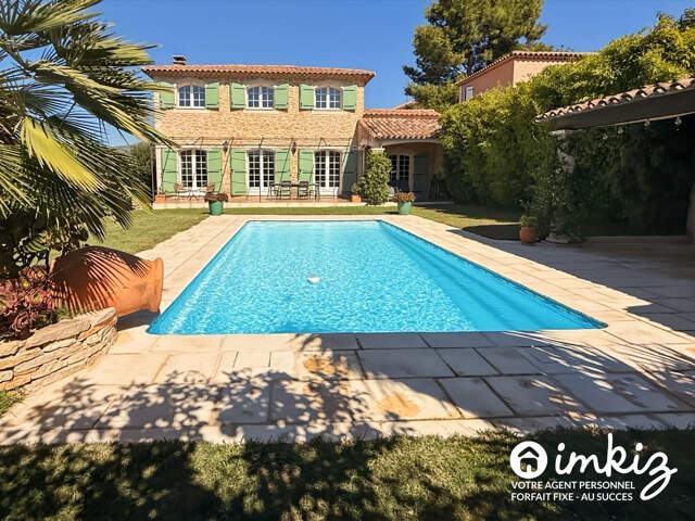 Villa T5, piscine, terrasse, garage — photo du bien