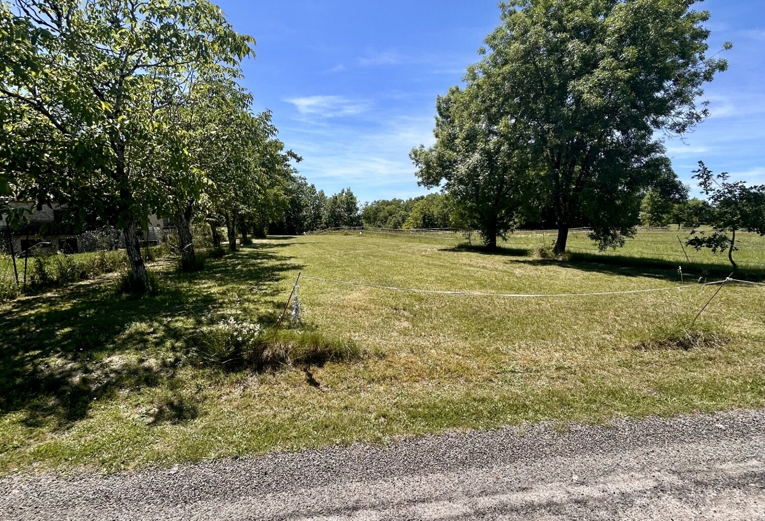 Vente Terrain 3 200 m&sup2; — photo 1