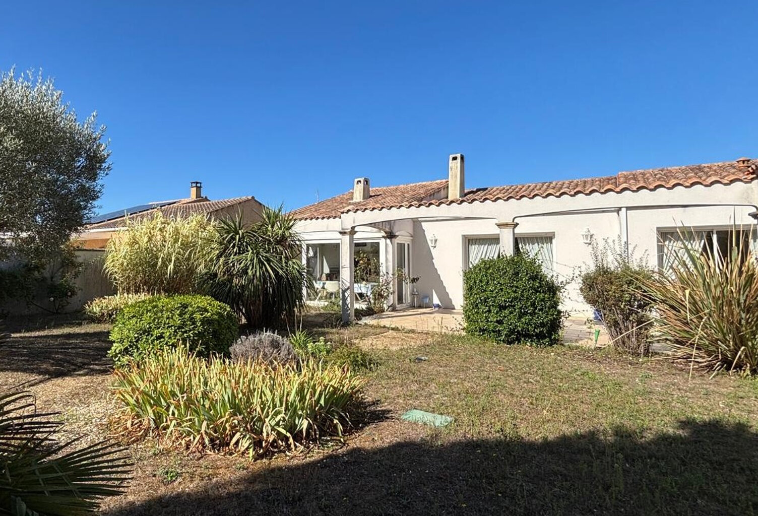 SUPERBE VILLA BOURGEOISE DE STYLE RETHAIS DE 180 M2 SUR UN T — photo 1