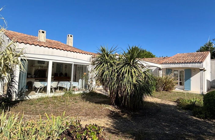 SUPERBE VILLA BOURGEOISE DE STYLE RETHAIS DE 180 M2 SUR UN T — photo 4