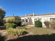SUPERBE VILLA BOURGEOISE DE STYLE RETHAIS DE 180 M2 SUR UN T — photo 2