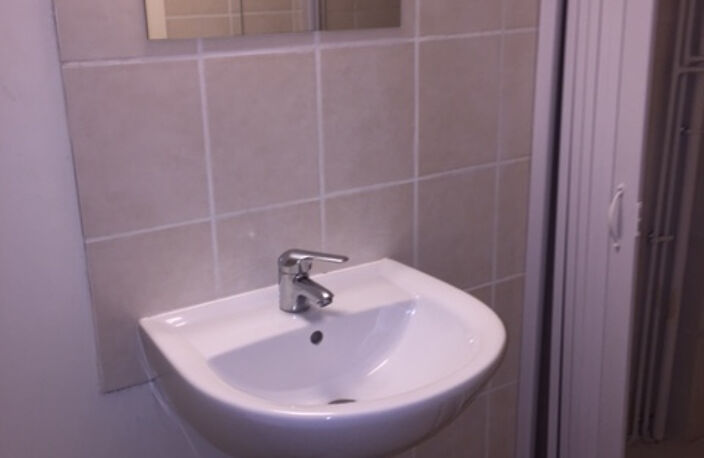 LOCATION STUDIO OULLINS — photo 2