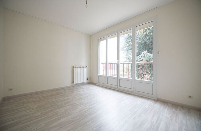 Appartement Evreux 4 pièce(s) 79.06 m2 — photo 2