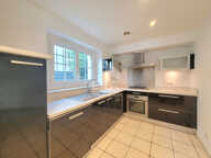 LOCATION PAU CENTRE : Appartement T3 de 90m² en rez de jardin — photo 3
