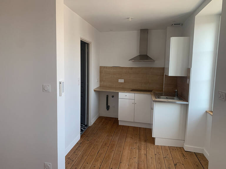 Saint Fort Sur Gironde - T2 de 42 m2 — photo 1