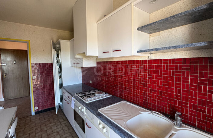 COSNE SUR LOIRE, Appartement T3 d'env. 73.15 m² avec garage. — photo 4