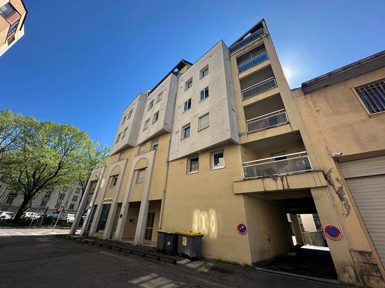 GARAGE CHAMBERY — photo 1
