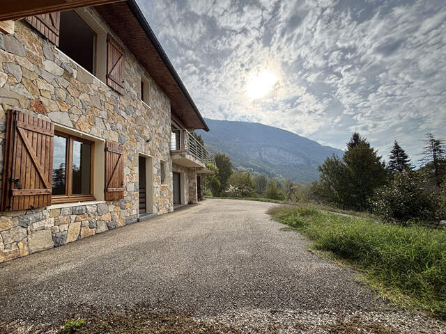 Maison 6 pièces avec vue sur le lac d'Aiguebelette - Novalaise — photo du bien