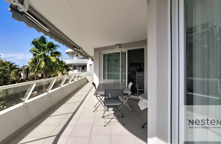 FREJUS PLAGE  T2 GRANDE TERRASSE VUE MER DOUBLE GARAGE — photo 3