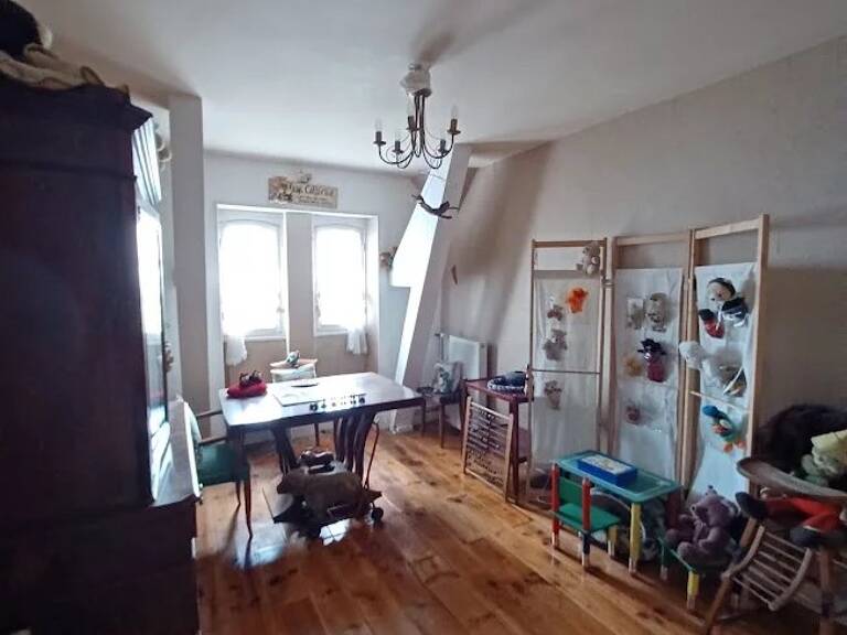 A vendre dans l'Indre, une belle villa avec gîte et jardin. — photo 1