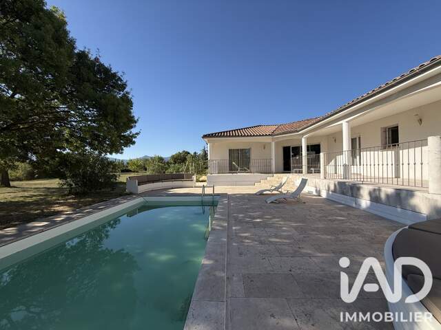 Vente Maison traditionnelle 6 pièces — photo du bien