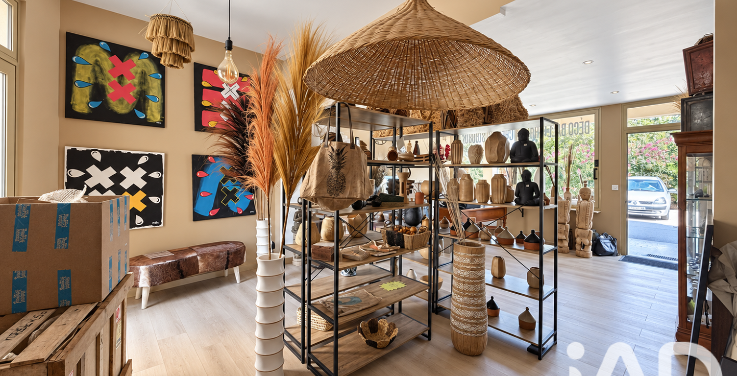 Vente Mobilier, Décoration 73 m&sup2; — photo 1