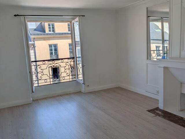 Location Appartement 1 pièce — photo du bien