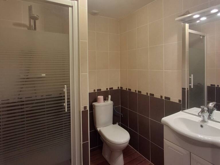 Vente Maison/villa 8 pièces — photo 1