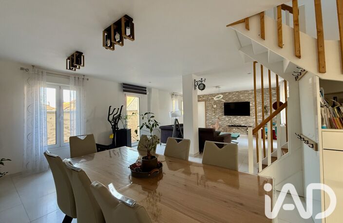 Vente Maison/villa 5 pièces — photo 2