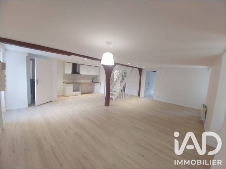 Location Appartement 6 pièces — photo 1