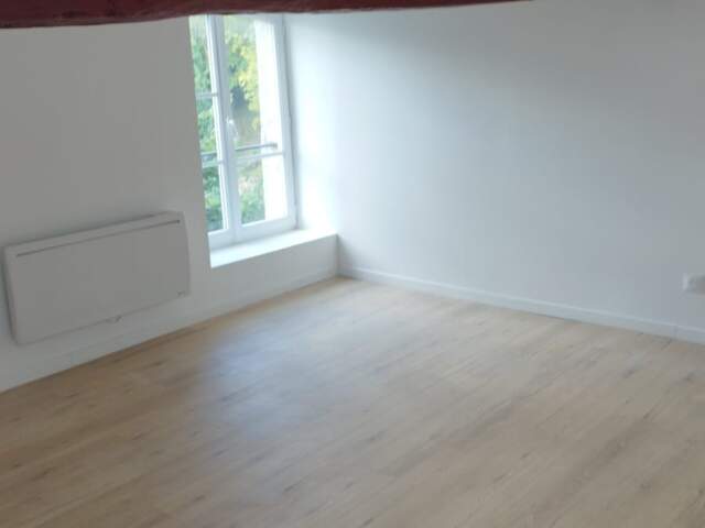 Location Appartement 5 pièces — photo du bien