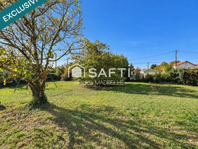 Terrain de 730 m2 - gare TER à pied — photo du bien