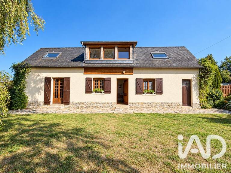 Vente Maison/villa 8 pièces — photo 1