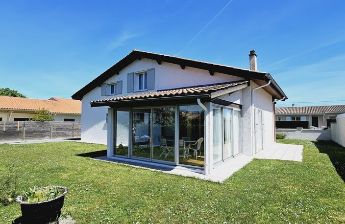 Vente Maison/villa 6 pièces — photo 2