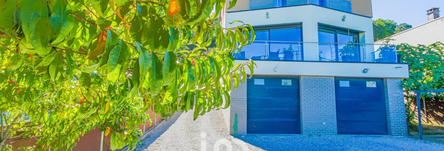 Maison 6 Pièces 145 m² à vendre à Saint-Léger-du-Bourg-Denis (76160)