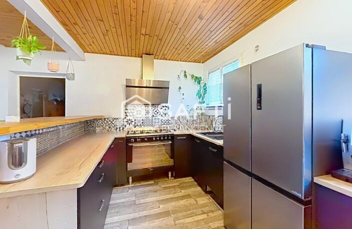 Grande maison familiale avec piscine et appartement indépendant — photo 3