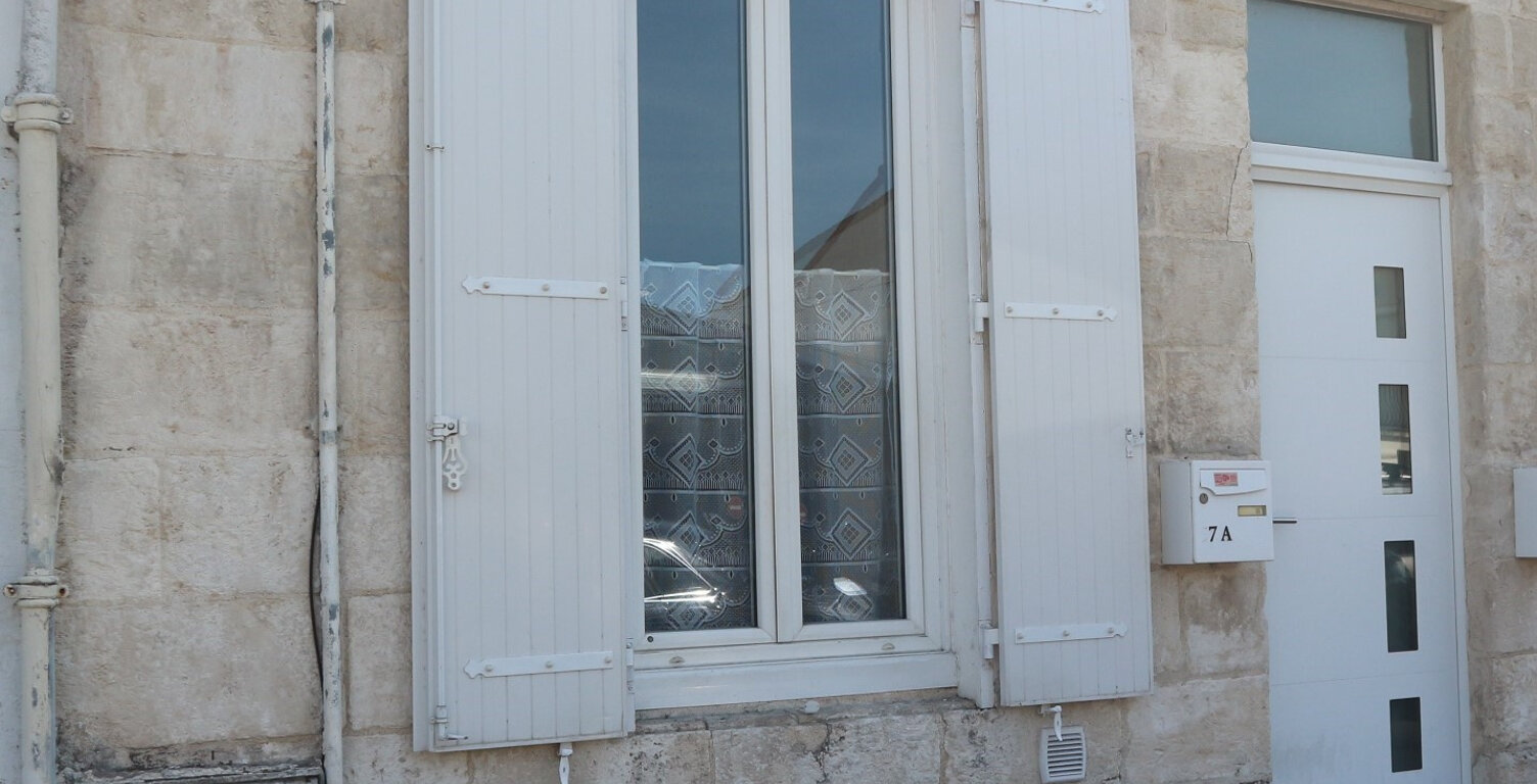 LOGEMENT DE 33 M2 . LA ROCHELLE /TASDON. — photo 1