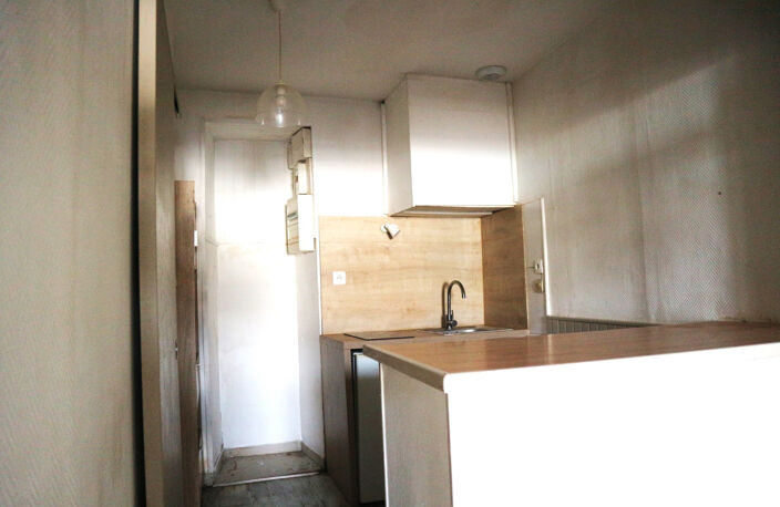 LOGEMENT DE 33 M2 . LA ROCHELLE /TASDON. — photo 5