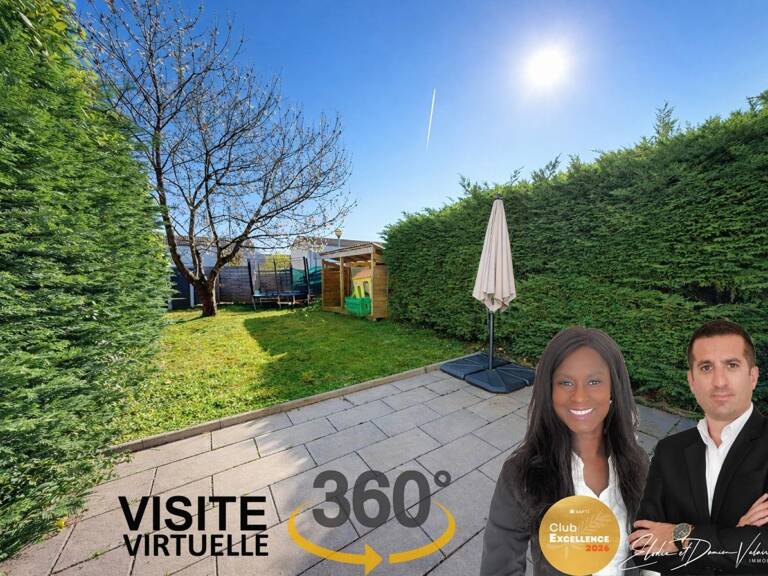 Maison mitoyenne T4  92 m²  Jardin, garage et terrasse — photo 1