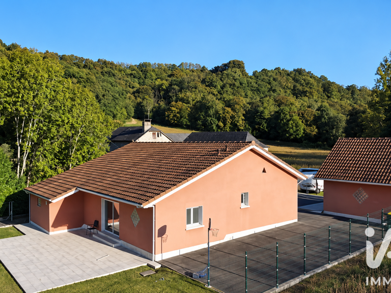 Vente Maison/villa 6 pièces — photo 1