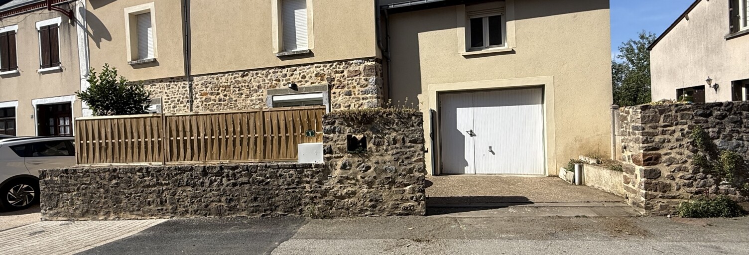 Maison 5 Pièces 96 m² à vendre à Blandouet-Saint Jean (53270)