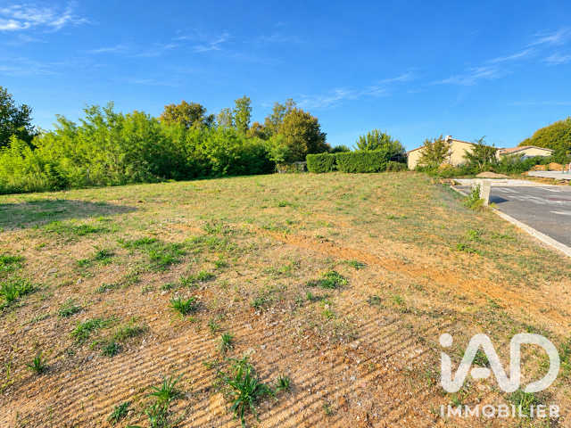 Vente Terrain à bâtir 740 m&sup2; — photo du bien