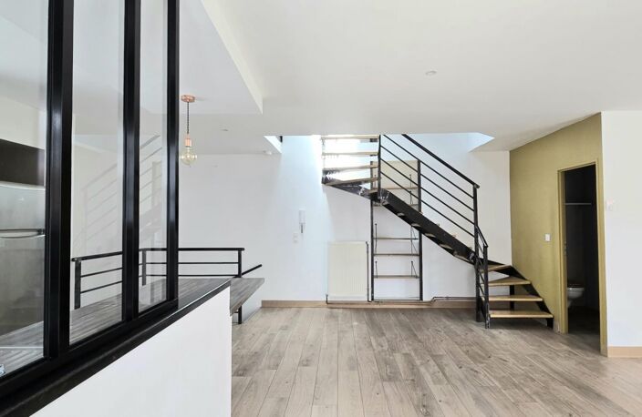 Location Appartement 4 pièces — photo 2