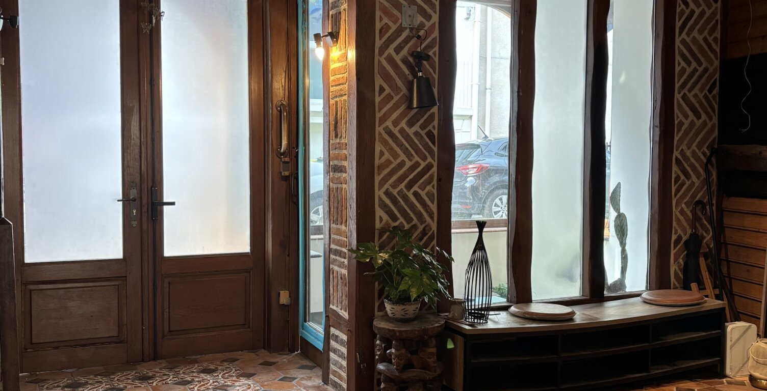 Vente Boutique/Local commercial 200 m&sup2; — photo 1