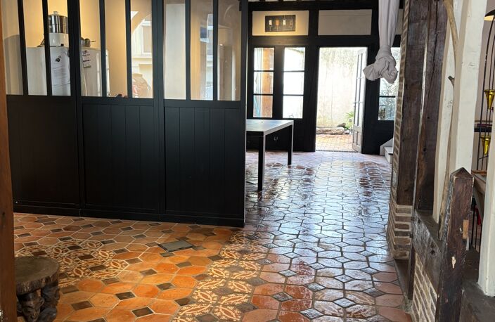 Vente Boutique/Local commercial 200 m&sup2; — photo 2