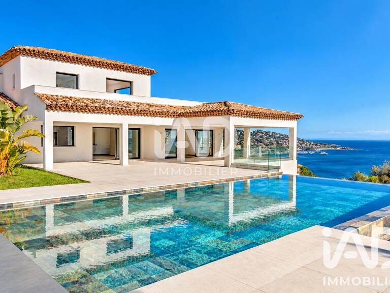 Vente Maison/villa 9 pièces — photo 1