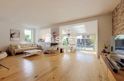 Maison semi-individuelle, avec garage de 50m², à proximité de toutes commodités — photo du bien
