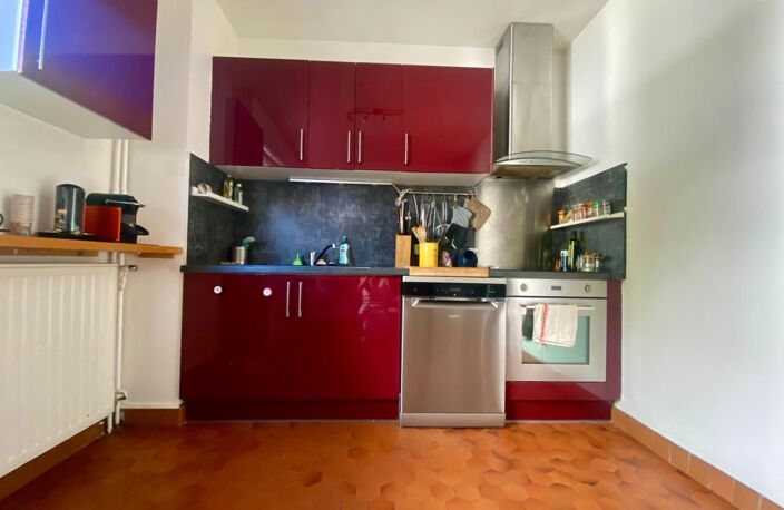APPARTEMENT GRAND T3 LUMINEUX  BALCON  ASCENSEUR GARAGE A DEUX PAS DU CENTRE DE LA ROCHELLE  ! — photo 5