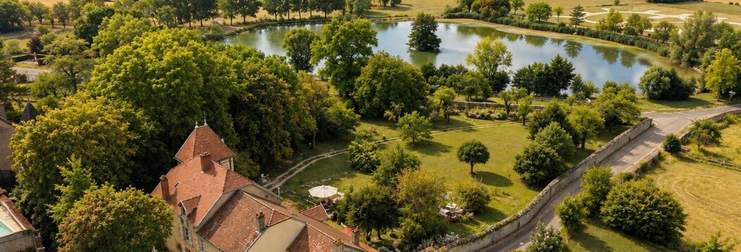 Maison 11 Pièces 255 m² à vendre à Le Montsaugeonnais (52190)