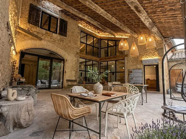 Maison Vigneronne d'exception de 380m2  Piscine 8X4 Garage d — photo du bien