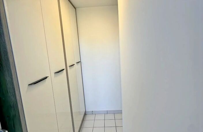 STUDIO - A VENDRE - IVRY LA BATAILLE — photo 4