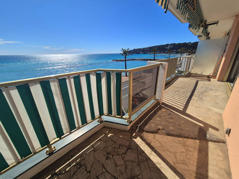 roquebrune cap martin, 2 pièces front de, mer terrasse+de 12 — photo 1