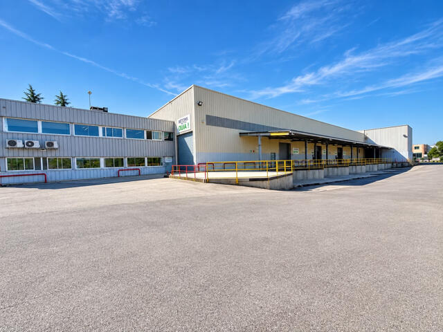 Local industriel proposé à Vitrolles
