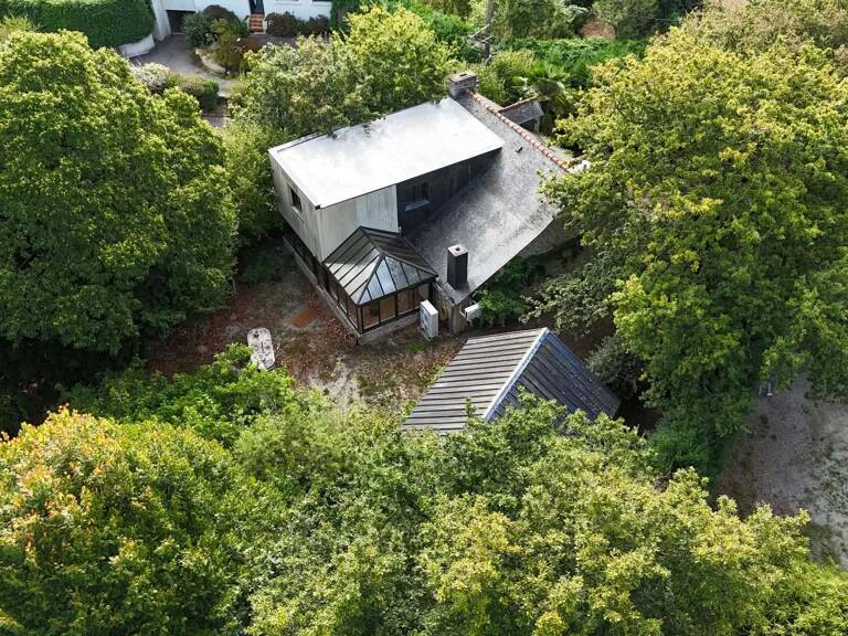 MAISON EN PIERRE AVEC GARAGE — photo 1