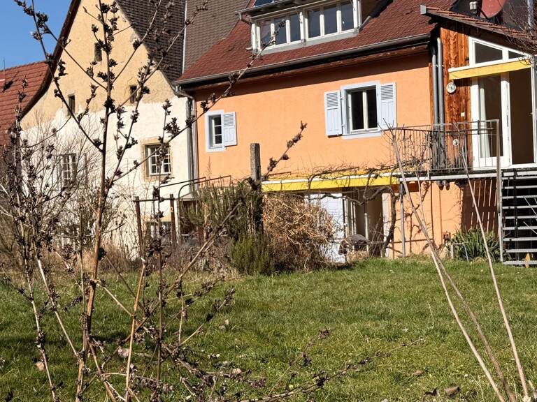 11182 - Prix: 573.000€ - Très belle maison de caractère (possibilité deux logements indépendants) sur env. 10 ares, situation très au calme et internationale! — photo 1