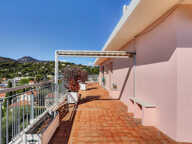 Nice Cimiez - Rare - 2 pièces 57m2 et 90m2 de terrasse au dernier étage d'une résidence de standing — photo 2